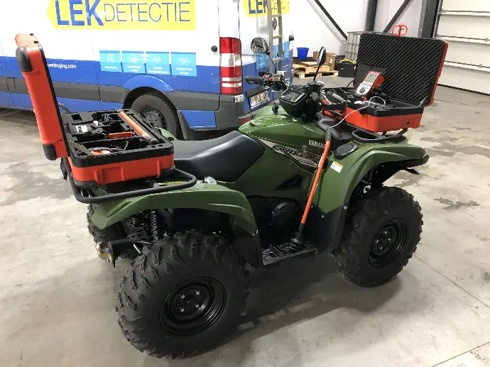 Uitgeruste 4x4 Een uitgeruste quad van Delex waarmee techniekers waterlekken kunnen gaan zoeken op braakliggende terreinen.